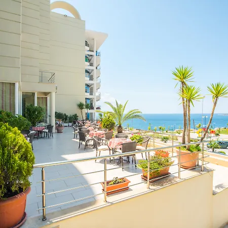 Oasis 4*