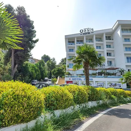 Oasis Hotel