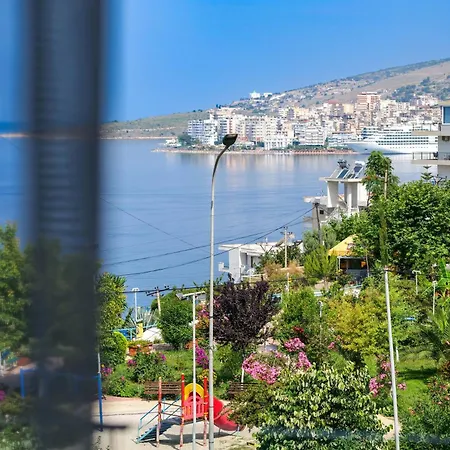 Oasis Hotel 4*
