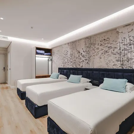 Hotel Oasis