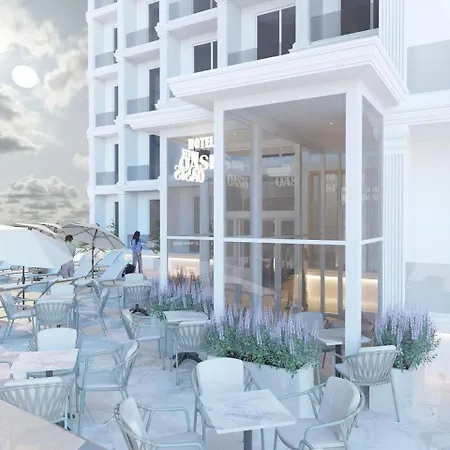Oasis Hotel