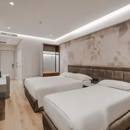 Oasis 4* Sarandë