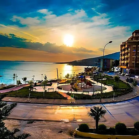 Hotel Oasis