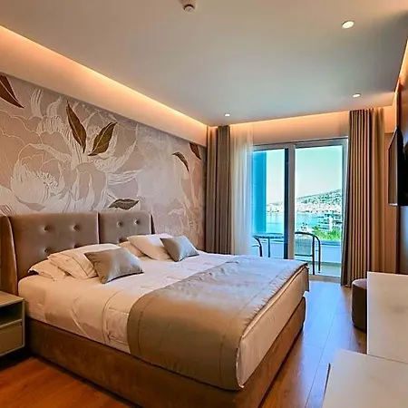 Oasis 4*